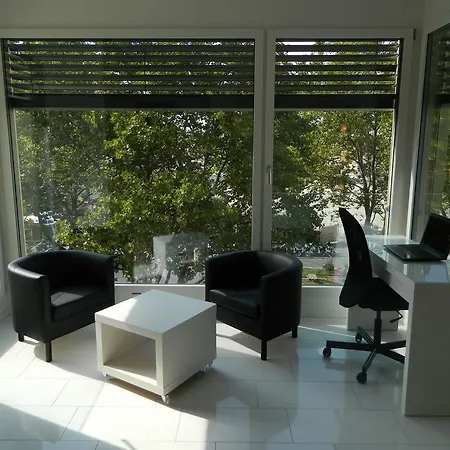 Iq130 Apart Otel 3*