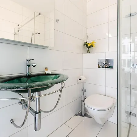 Iq130 Apartmanhotel