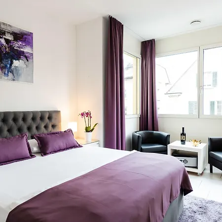 Iq130 3* Zurich